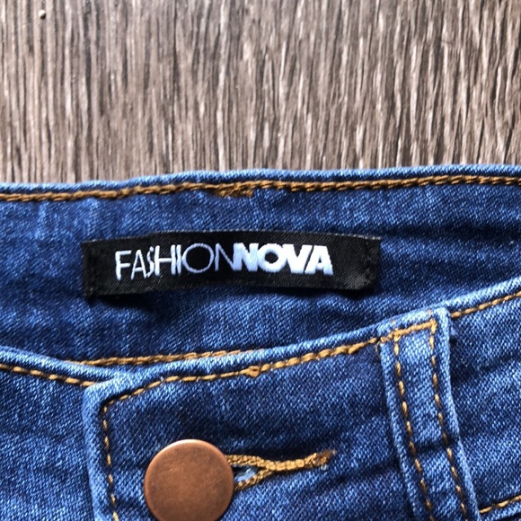 Fashion Nova Skinny Jeans - Picture 4 of 6